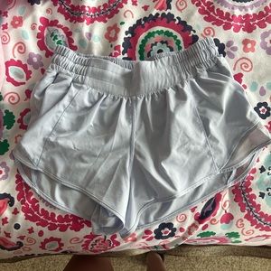lululemon hotty hot shorts 2.5 inseam